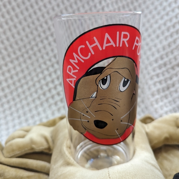 🎩Vintage Armchair Pooch In Original Box with Cup - Picture 4 of 7